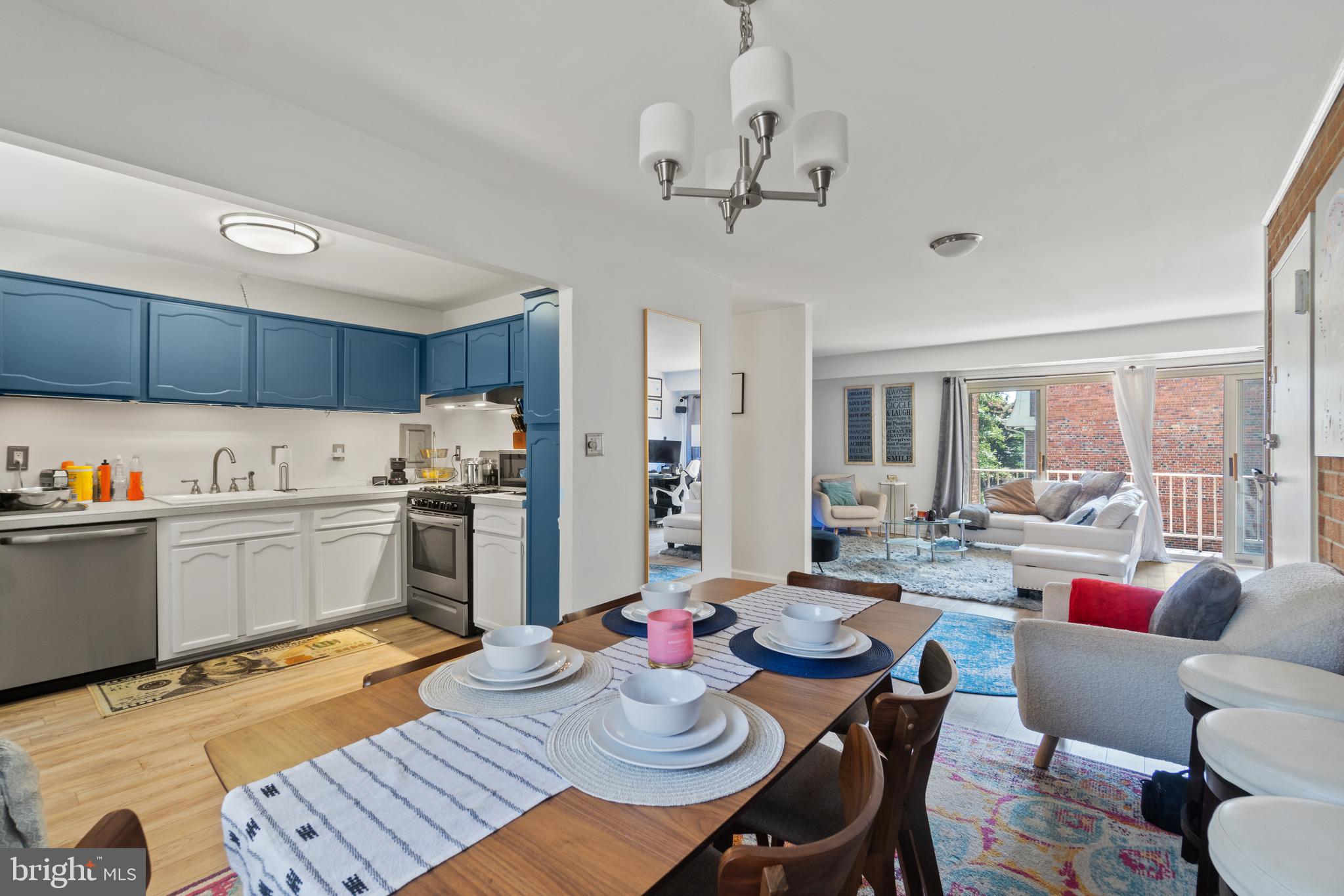 WESTCHESTER PARK - Residential