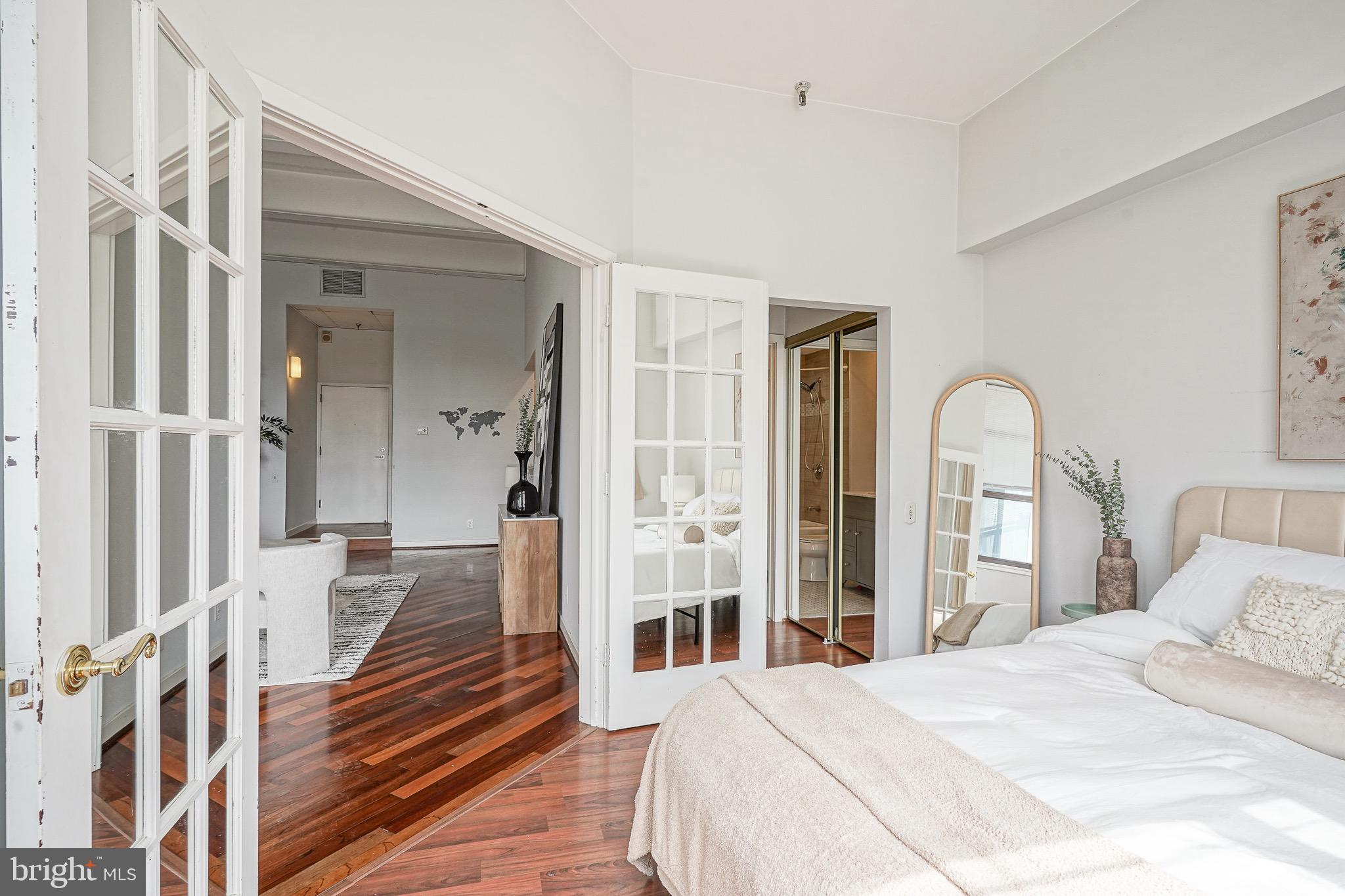 OLD CITY - Residential