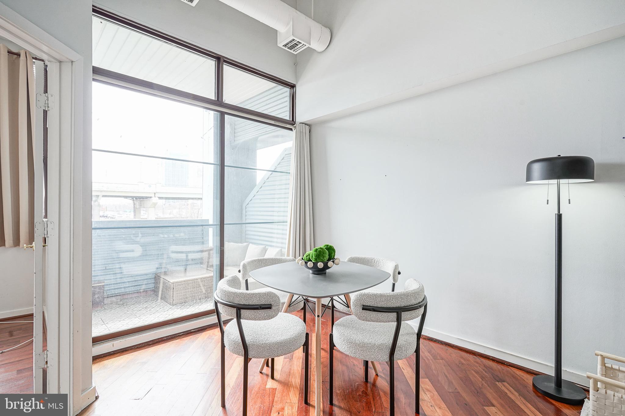 OLD CITY - Residential