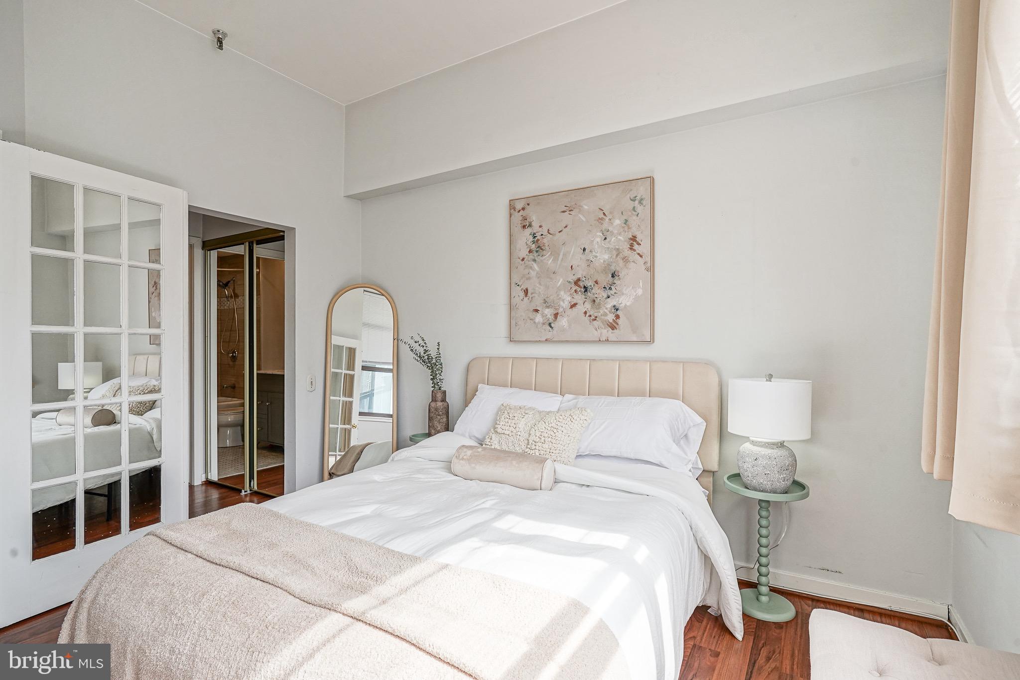 OLD CITY - Residential