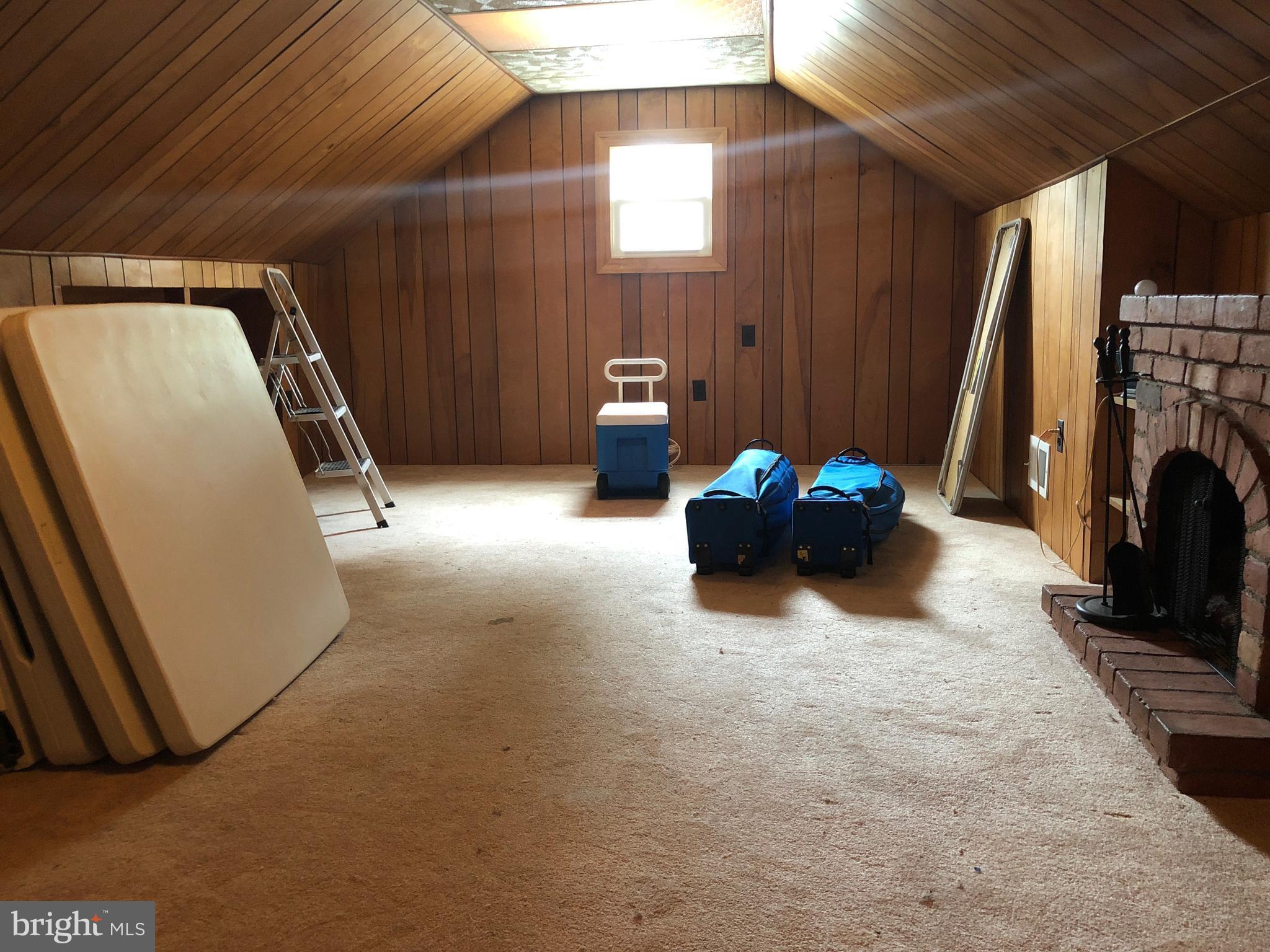 NORTH FORESTVILLE - Residential