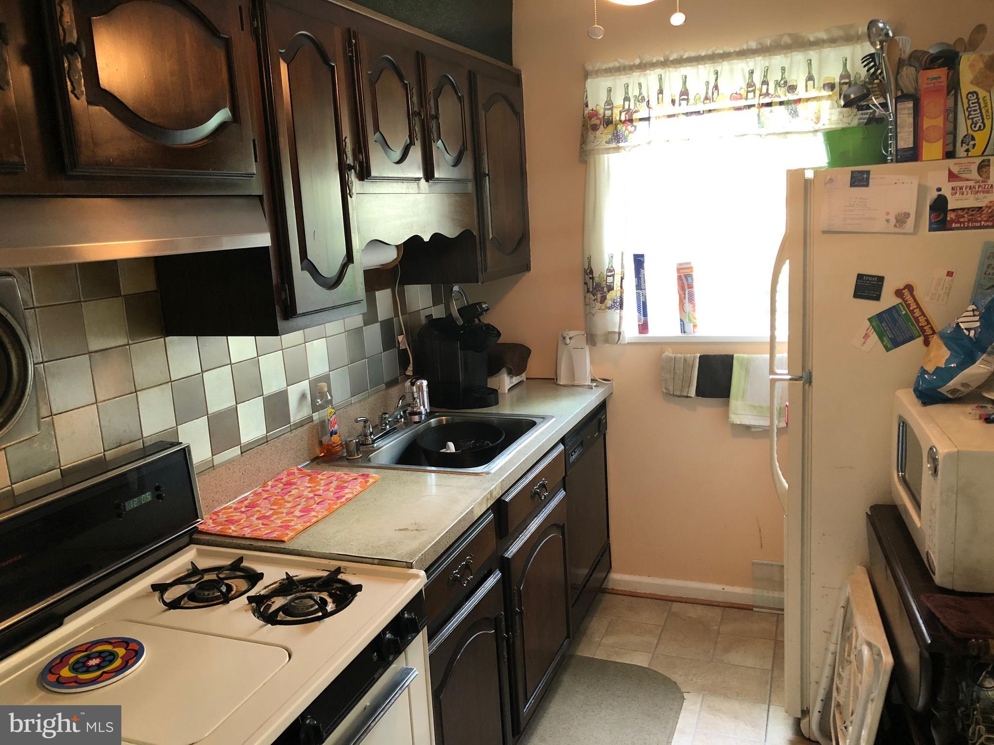 NORTH FORESTVILLE - Residential