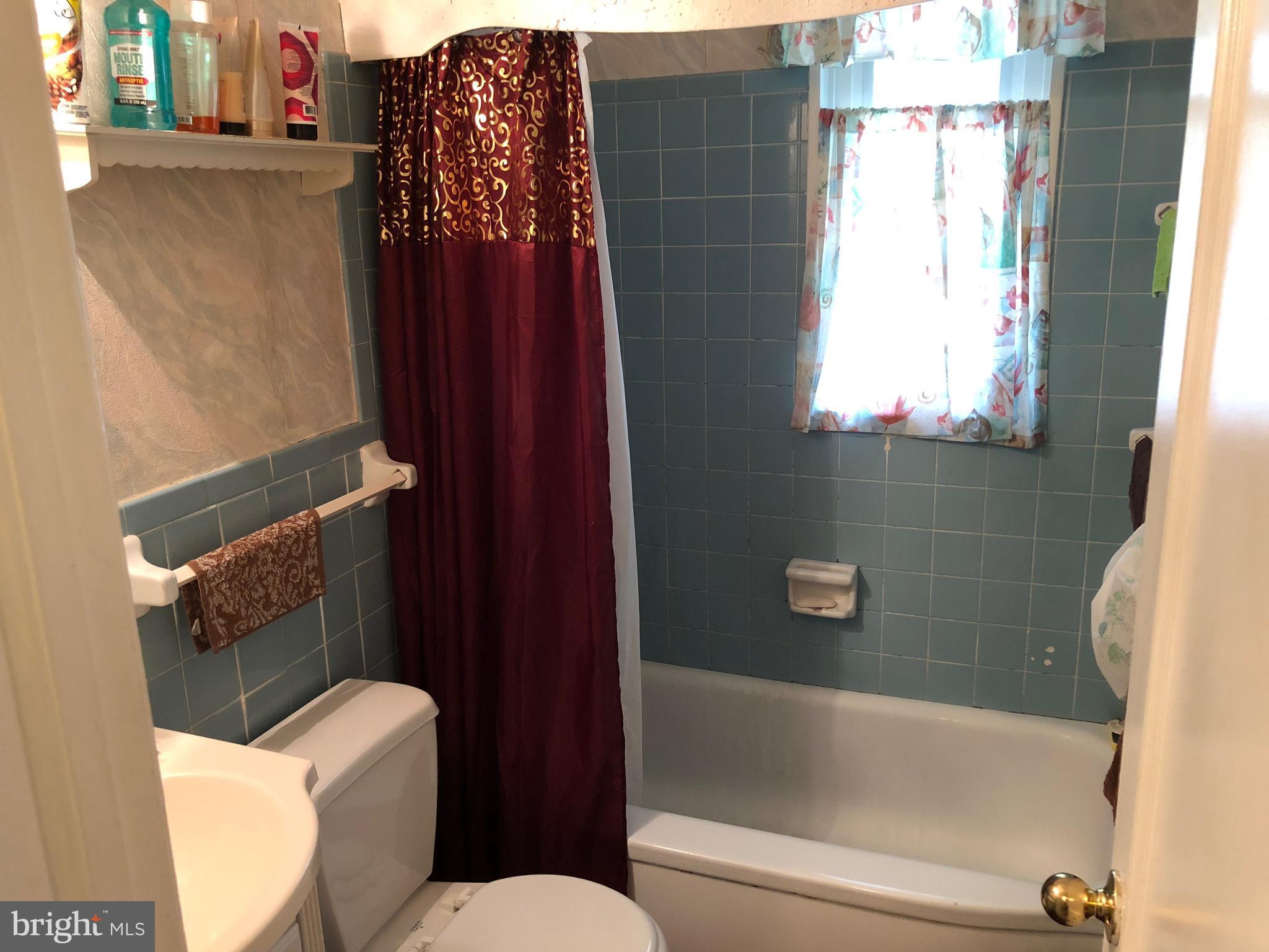 NORTH FORESTVILLE - Residential