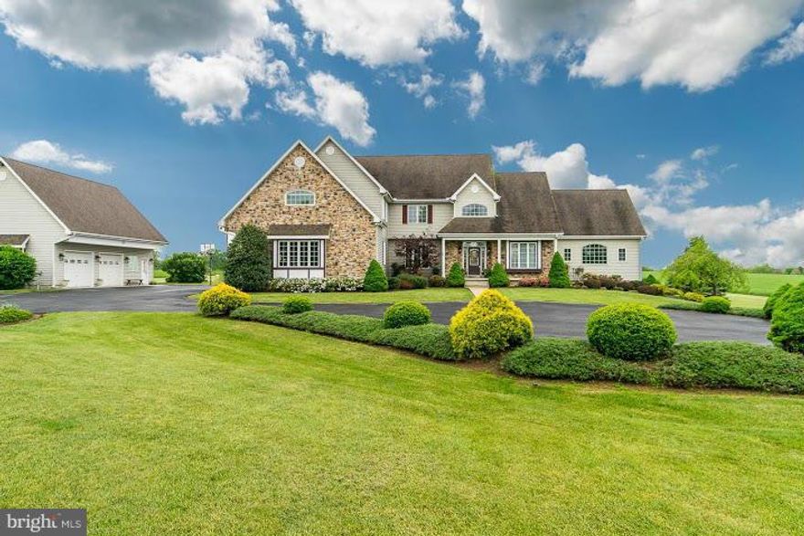 This one owner Colonial sited on 5 gorgeous acres surrounded by farm vistas has all the features one would want in a home. Att/det garages, inground pool and pool house, fenced, trex deck, screen porch, fin basement w/theater, pool table and kitchenette, recessed lighting, zoned heat/cool and centrally located to Shepherdstown and easy Marc Train access. Live, work and play from home!