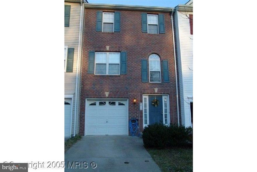 Search no further this alluring, well maintained three level townhome in Fort Washington, just minutes
from the National Harbor! This home radiates an abundance of Natural Sunlight! 3 Bedrooms, 2 full
baths, and 2 half baths. The ground floor features hardwood flooring, spacious family room, a gas
fireplace, laundry – including washer and dryer, storage area, and a bonus half bath completes this level
of charm. Upstairs on the second floor, you will enter the well-lit and open formal living and dining
areas. The eat-in kitchen also provides plenty of natural sunlight! Retreat to the privacy of the primary
suite on the top level showcasing vaulted ceilings, a walk-in closet, and en suite bathroom complete
with tile shower, a jetted jacuzzi tub, and skylight for the ultimate relaxation. This floor also includes 2
additional bedrooms and a full bath. The Additional highlights include an amazing studio that is perfect
for pod Cast, bloggers, you tubers, and music producers and engineers, easy access to MGM/National
Harbor, I-95/495/295, military installations, retail, and dining. This beautiful home and convenient
location is waiting for you!