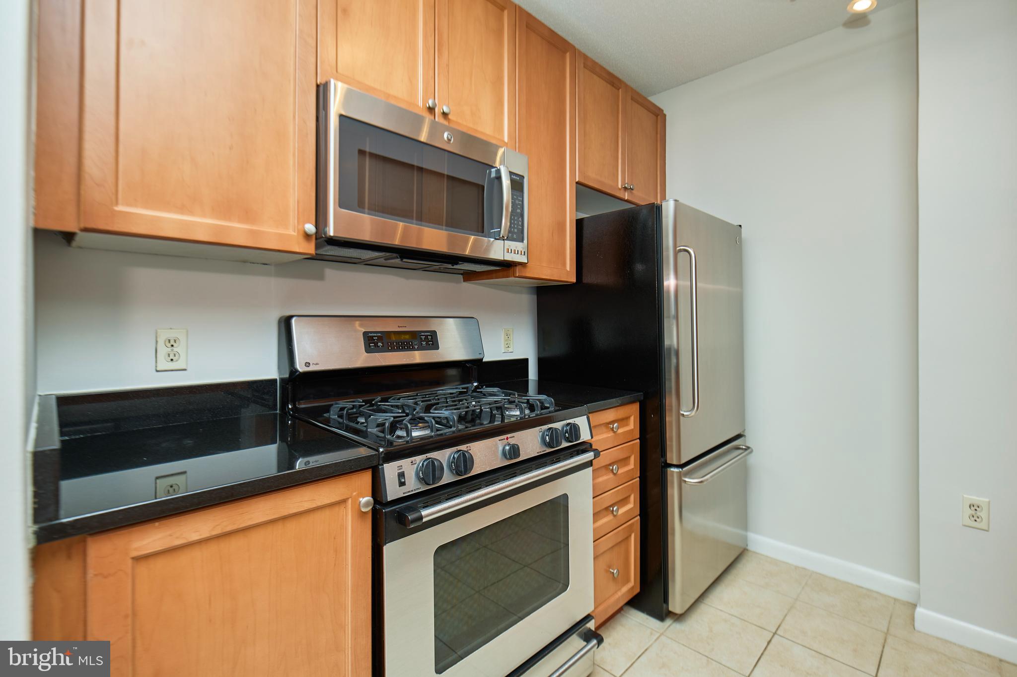 851 N GLEBE ROAD 414