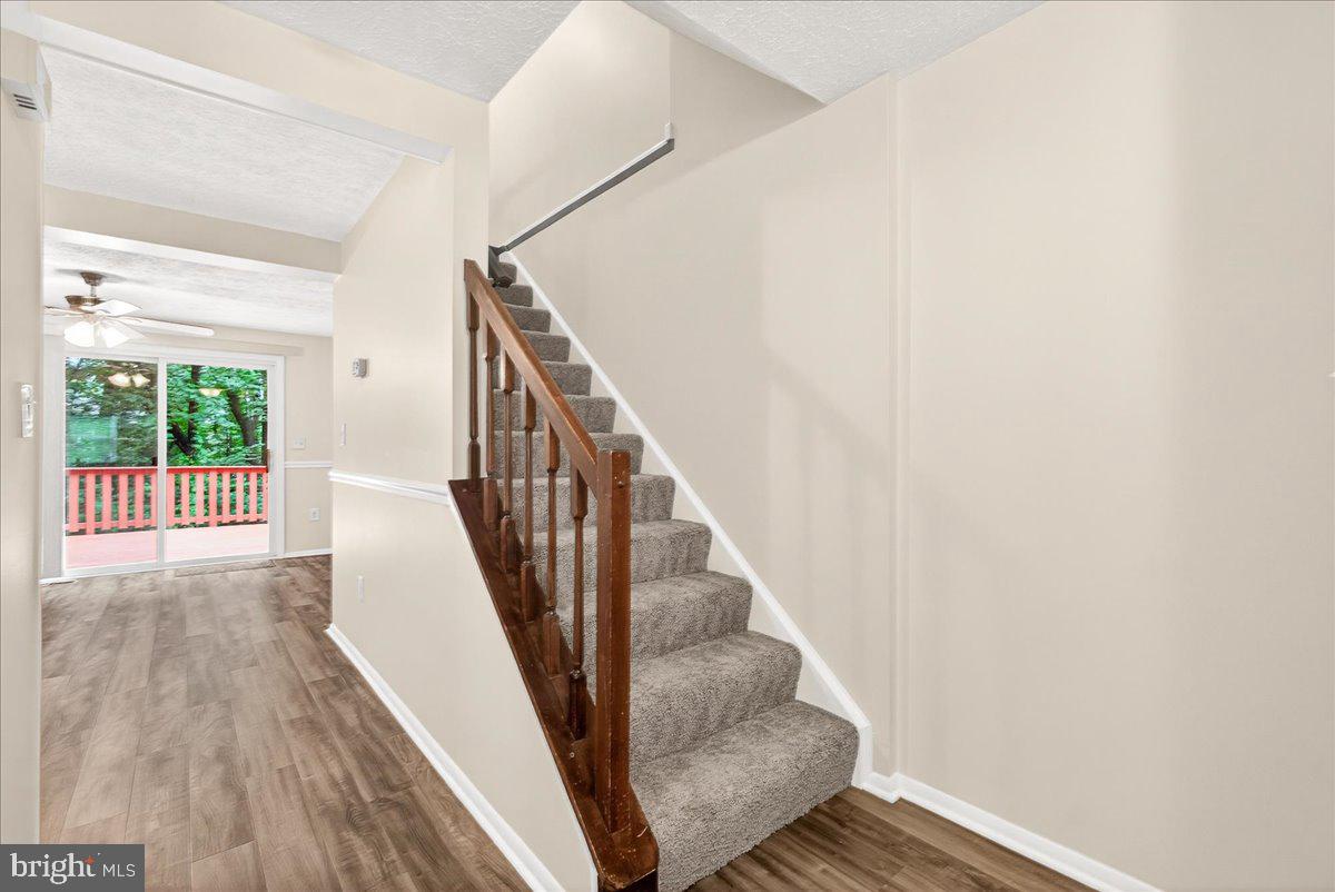 GUNNERS LAKE VILLAGE - Residential