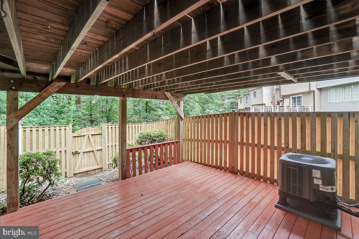 GUNNERS LAKE VILLAGE - Residential