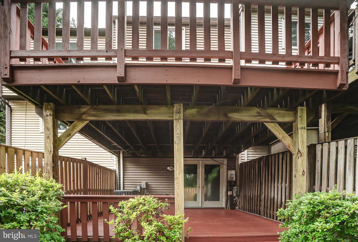 GUNNERS LAKE VILLAGE - Residential