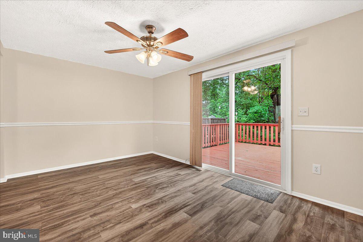 GUNNERS LAKE VILLAGE - Residential