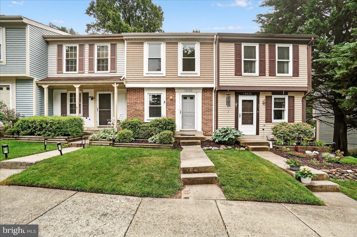 GUNNERS LAKE VILLAGE - Residential