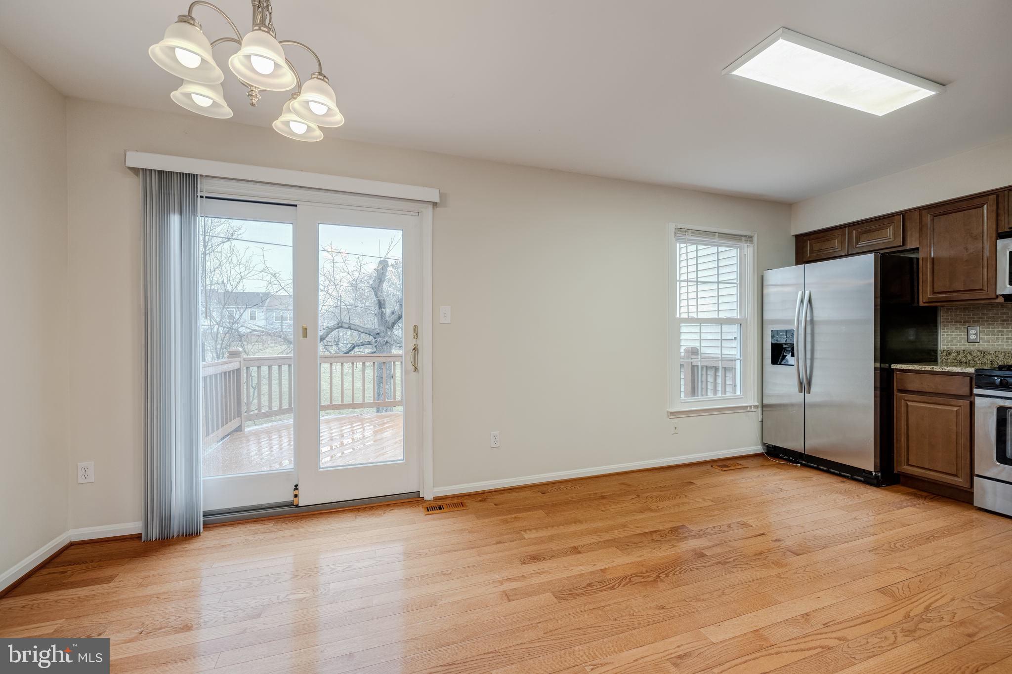 LANDSDOWNE - Residential Lease