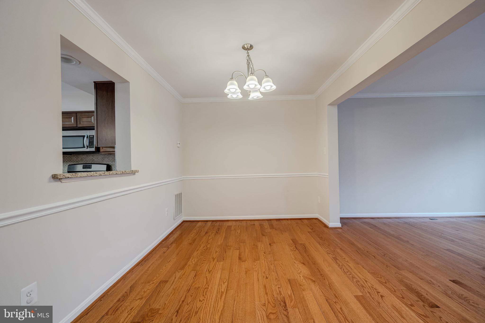 LANDSDOWNE - Residential Lease