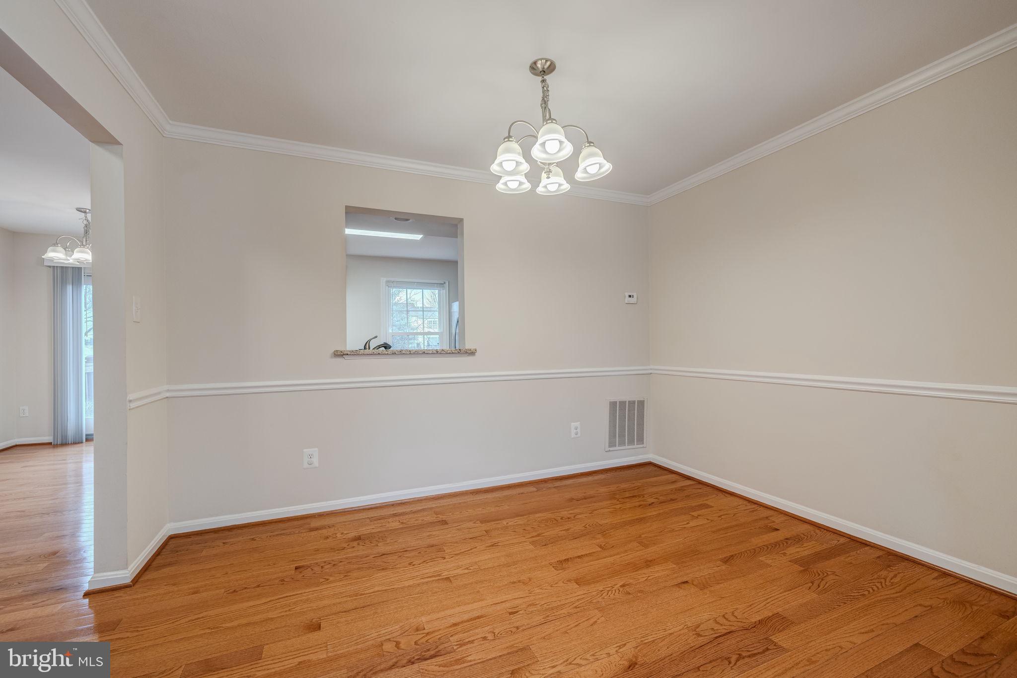 LANDSDOWNE - Residential Lease