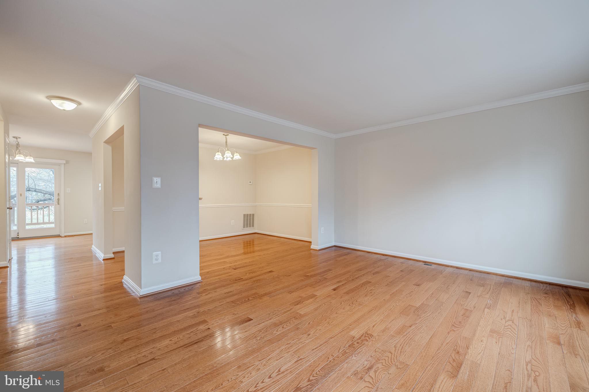 LANDSDOWNE - Residential Lease