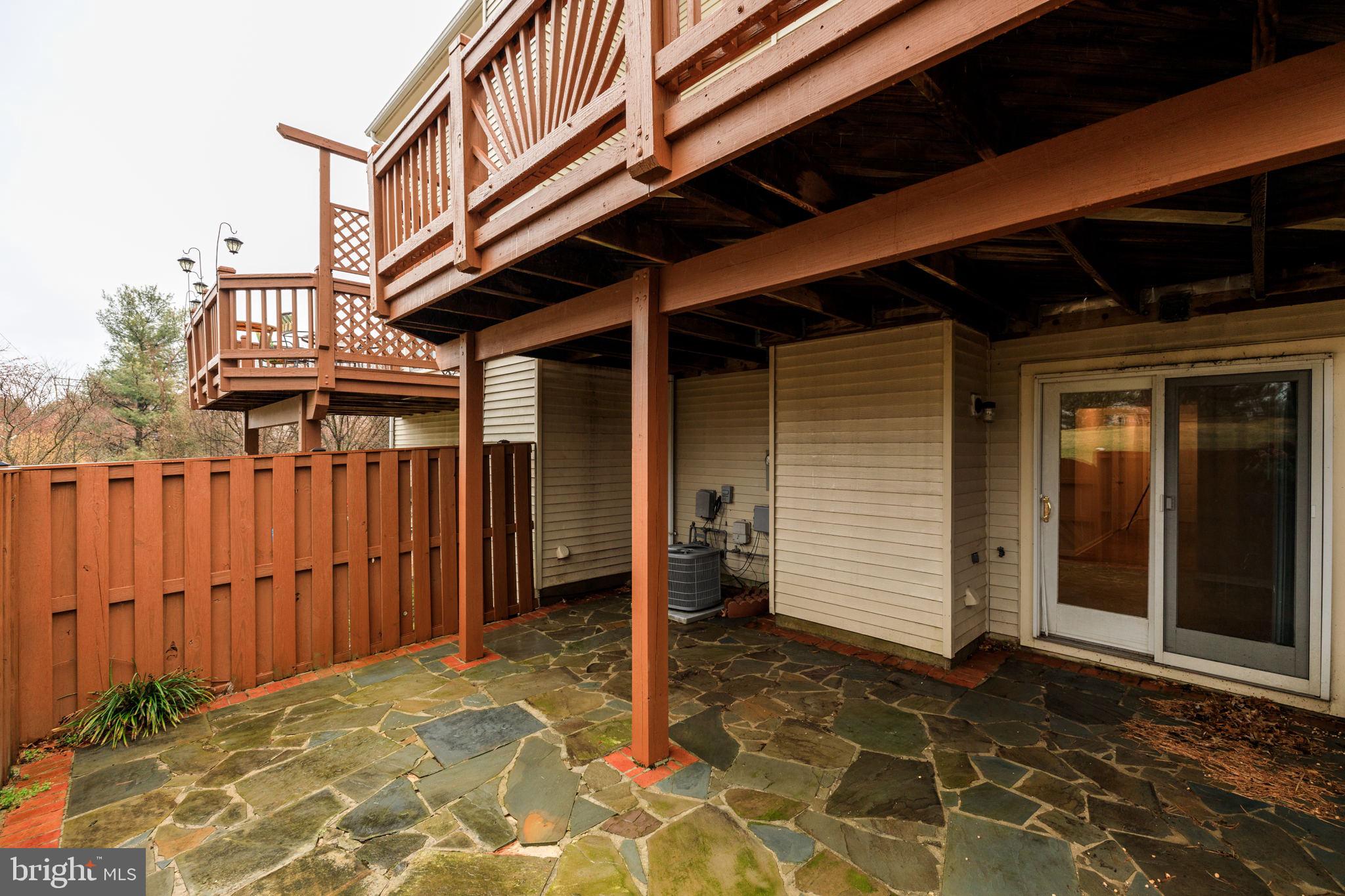 LANDSDOWNE - Residential Lease