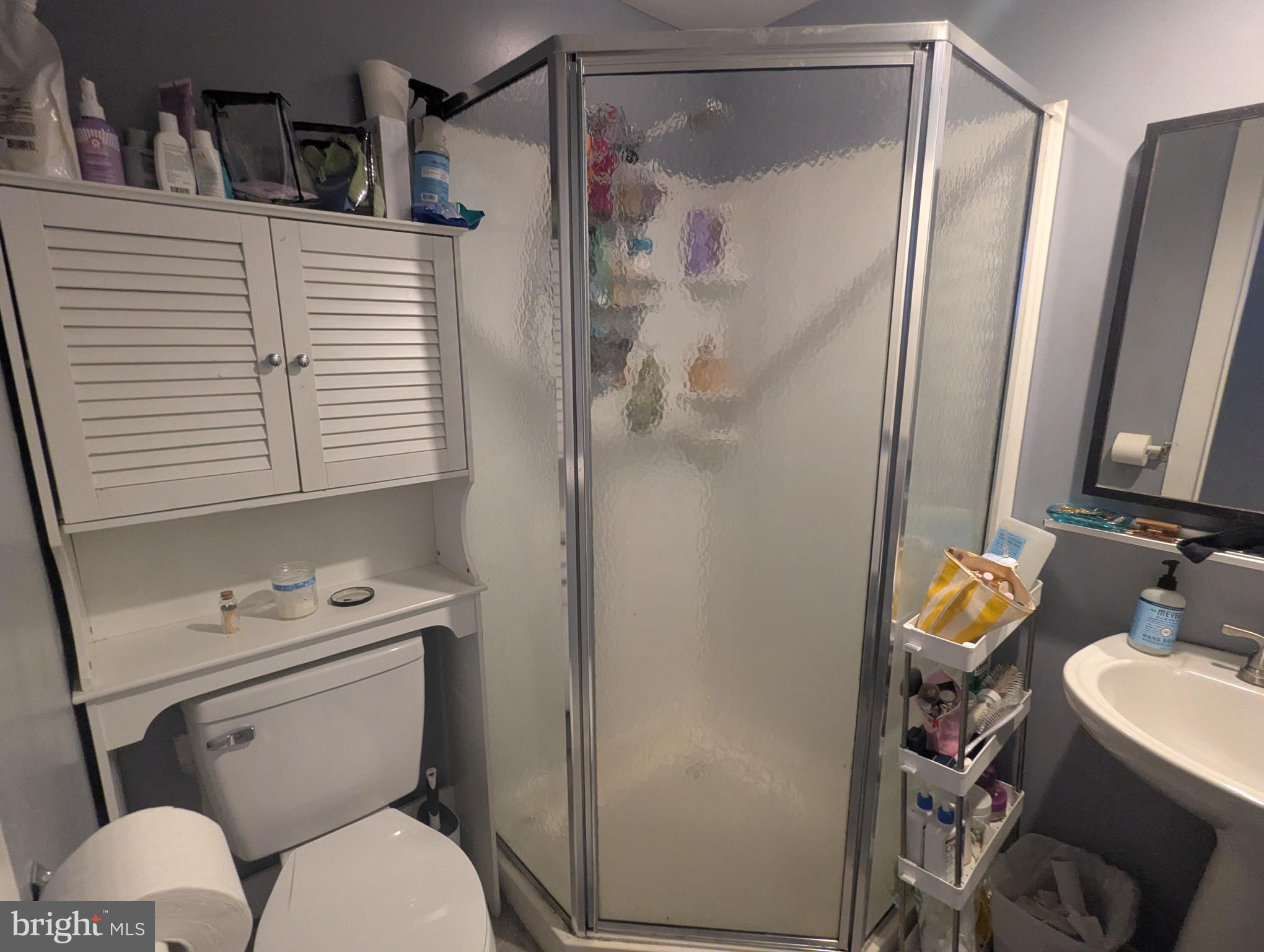 FAIRMOUNT - Residential Lease