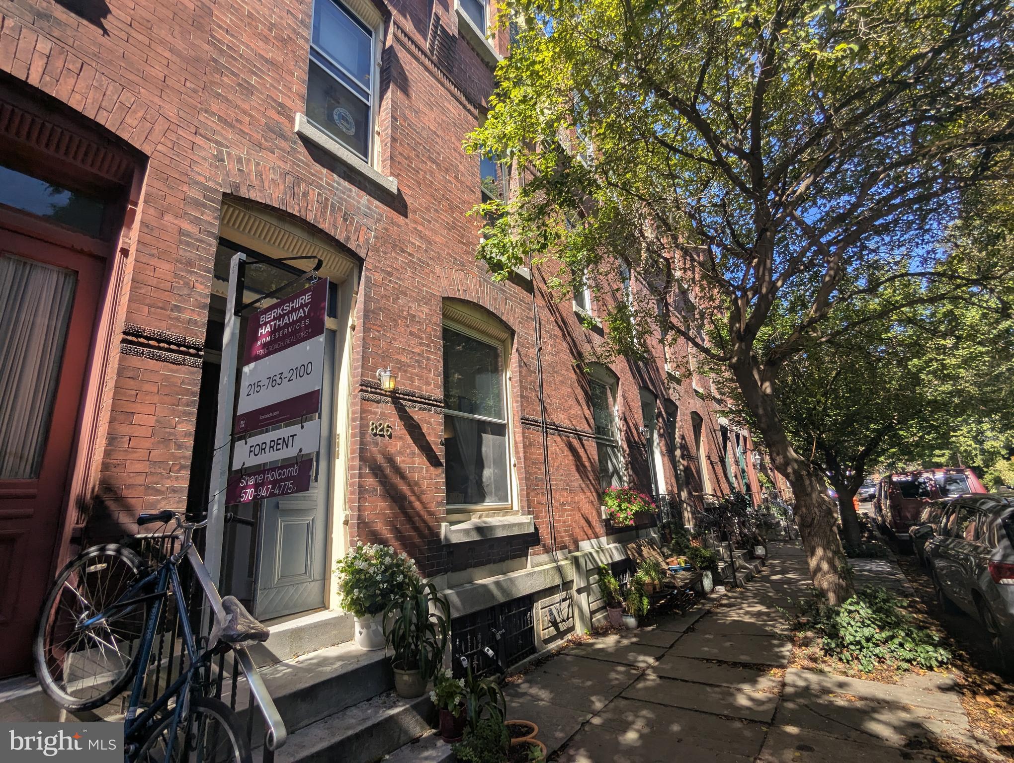 FAIRMOUNT - Residential Lease