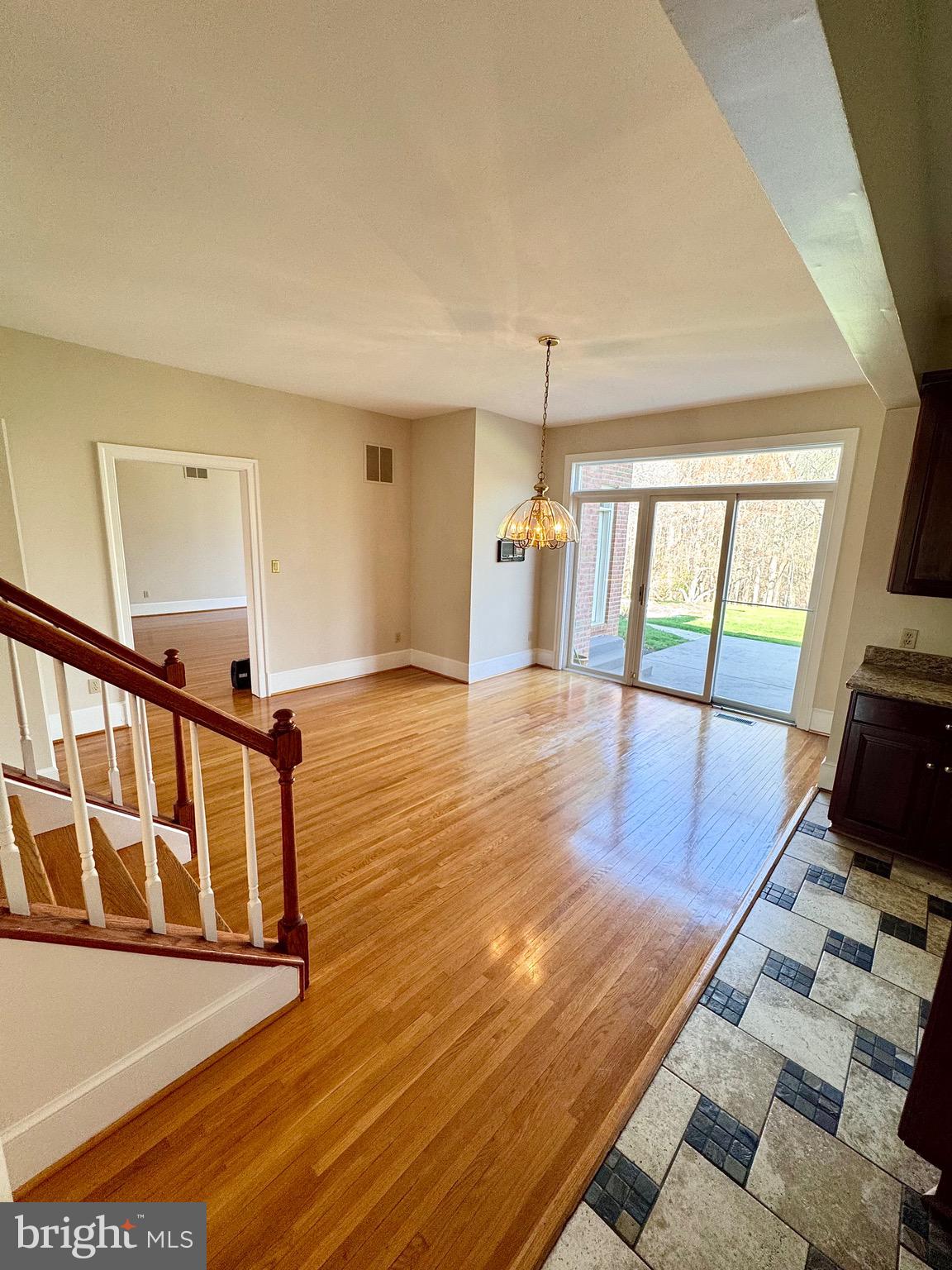 FULTON HILL - Residential