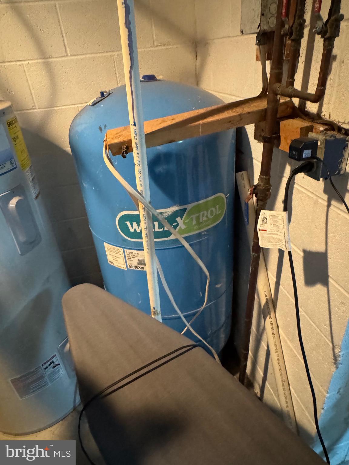 FULTON HILL - Residential