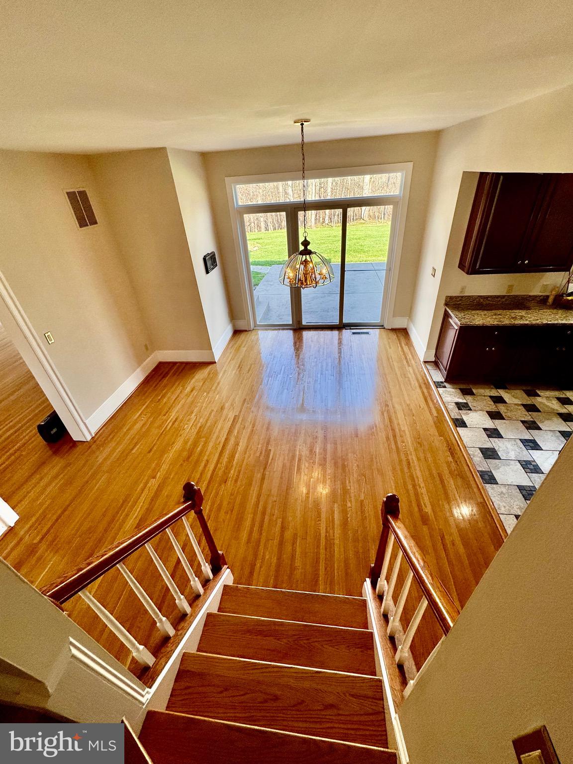 FULTON HILL - Residential