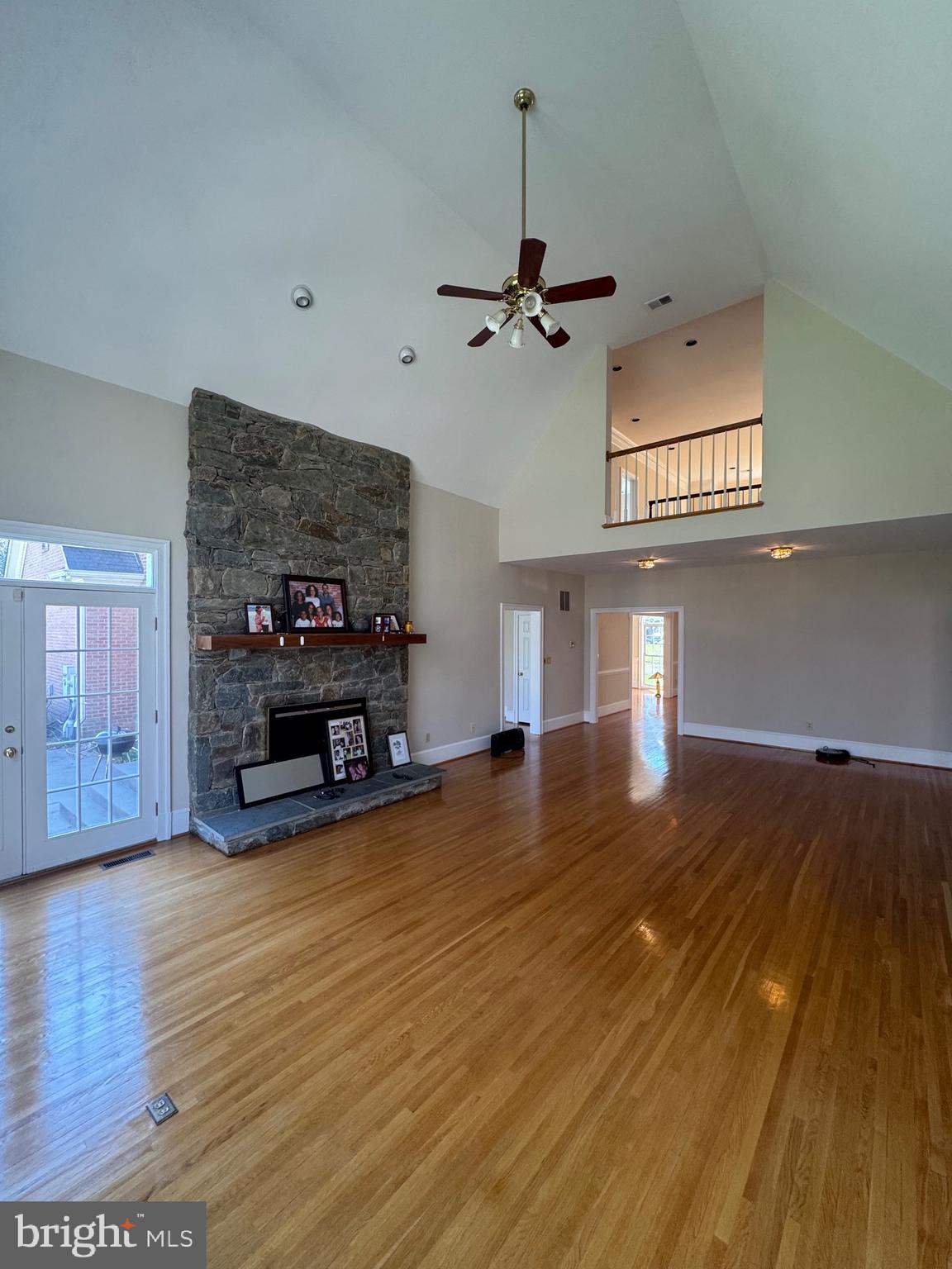 FULTON HILL - Residential