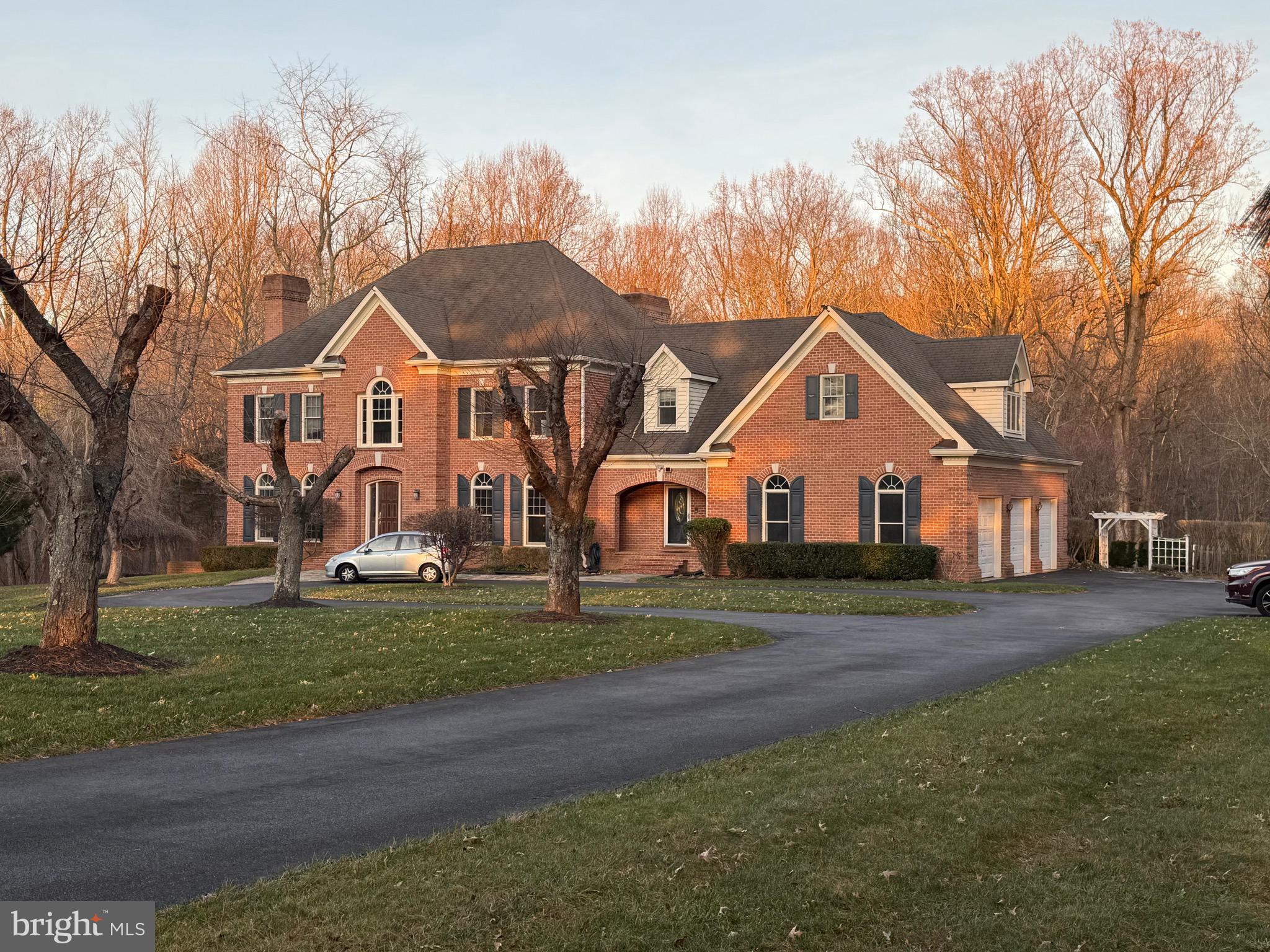 FULTON HILL - Residential