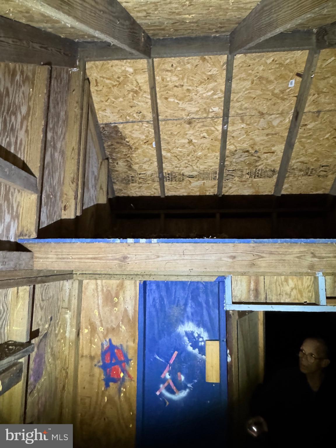 FULTON HILL - Residential