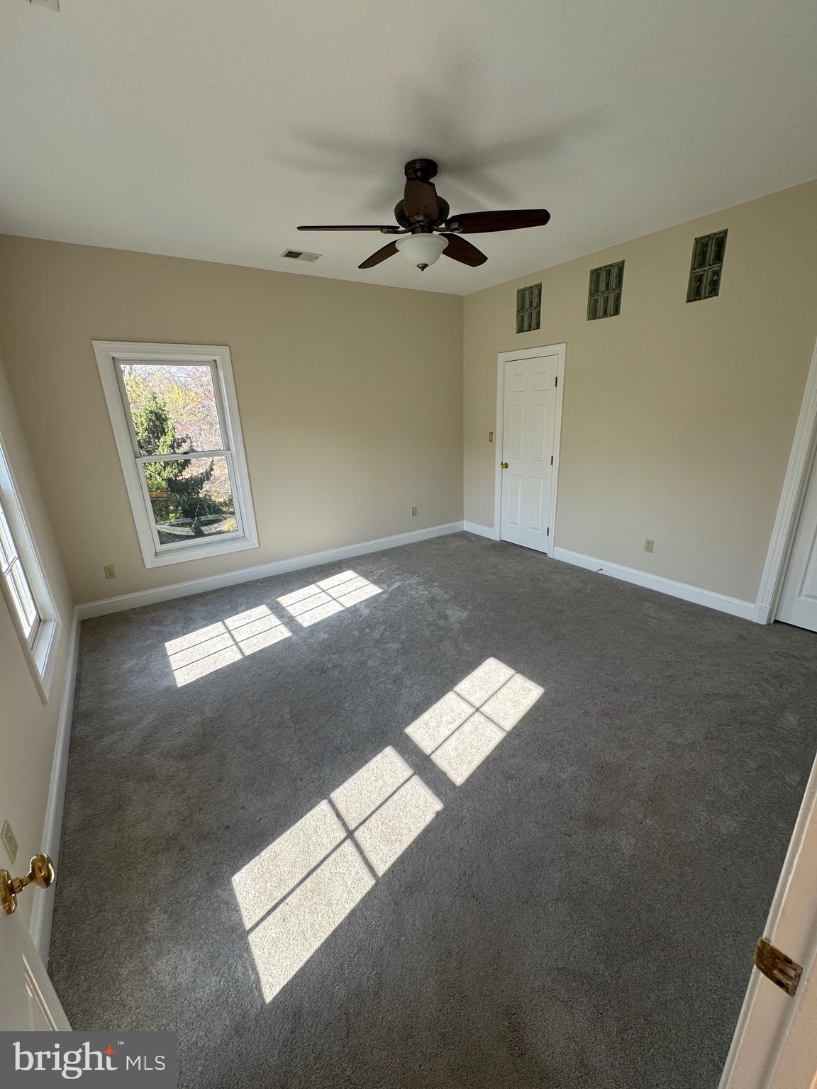 FULTON HILL - Residential