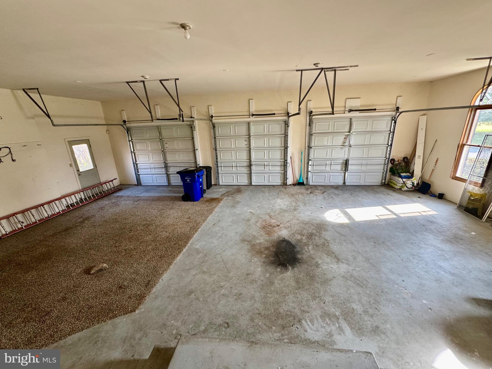 FULTON HILL - Residential