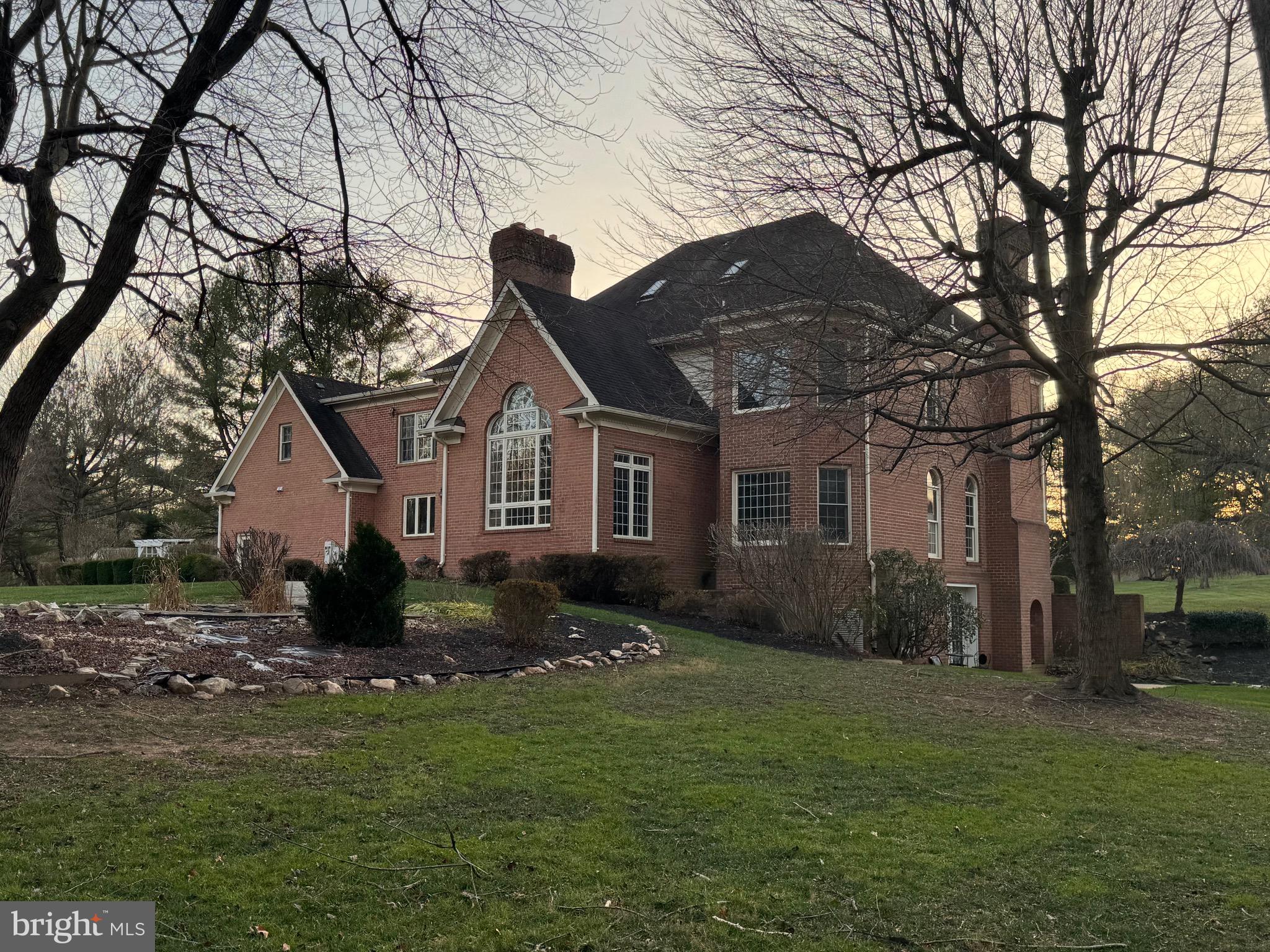 FULTON HILL - Residential