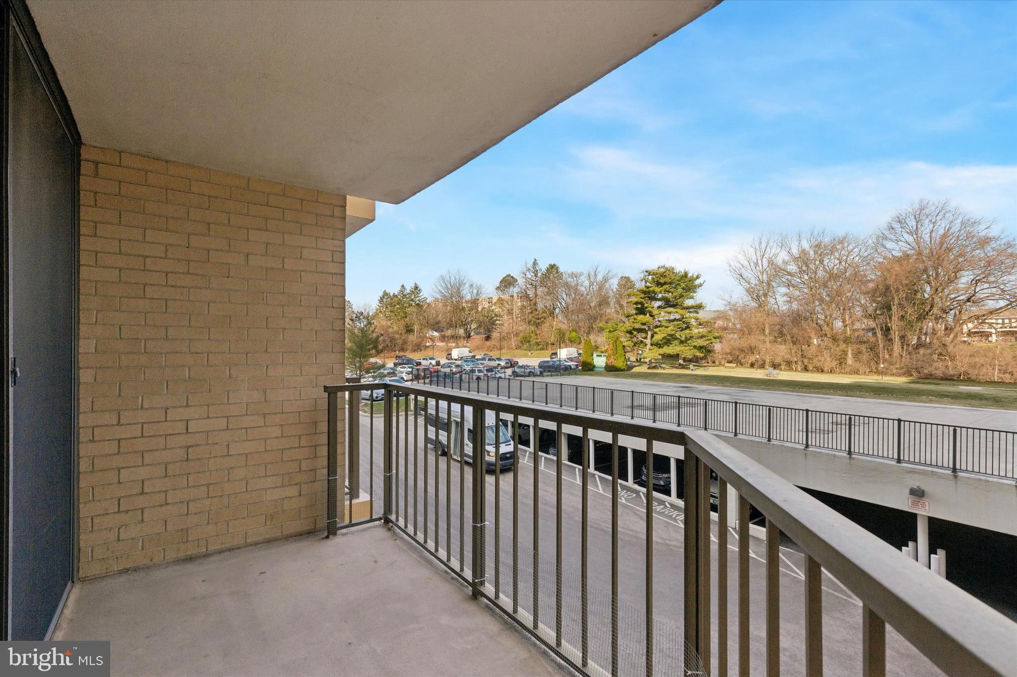 PLYMOUTH HILLS - Residential