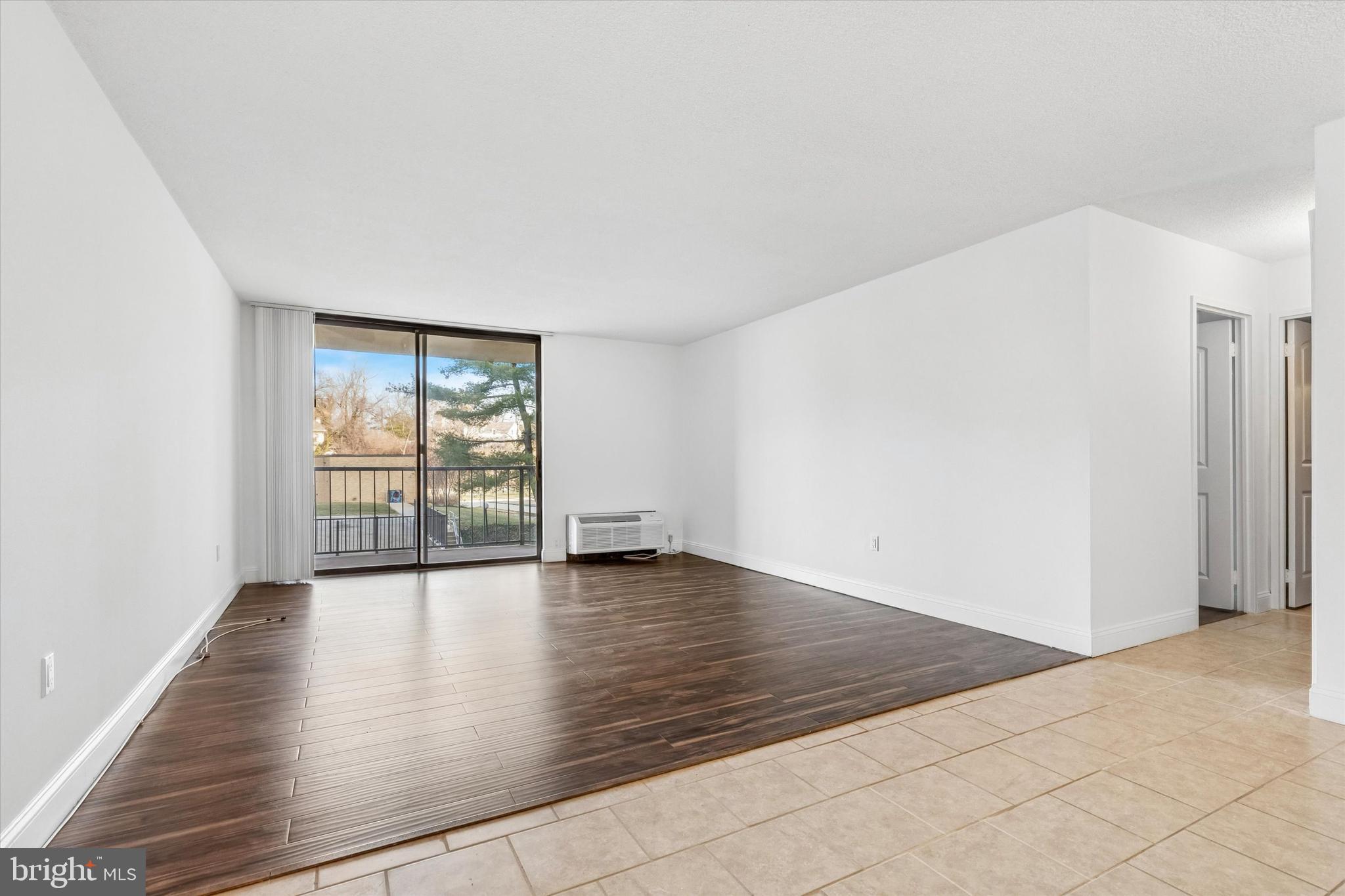 PLYMOUTH HILLS - Residential