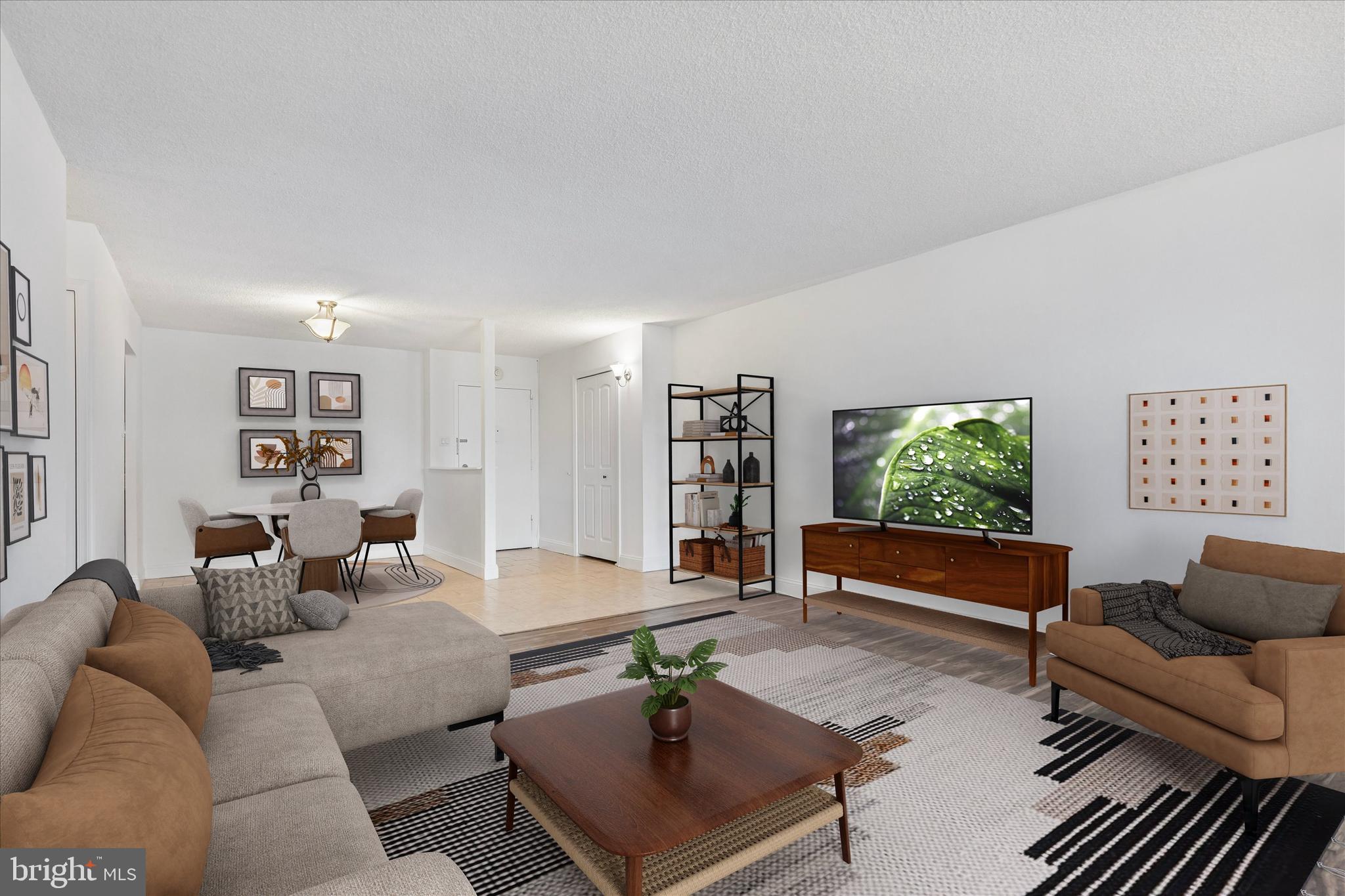 PLYMOUTH HILLS - Residential