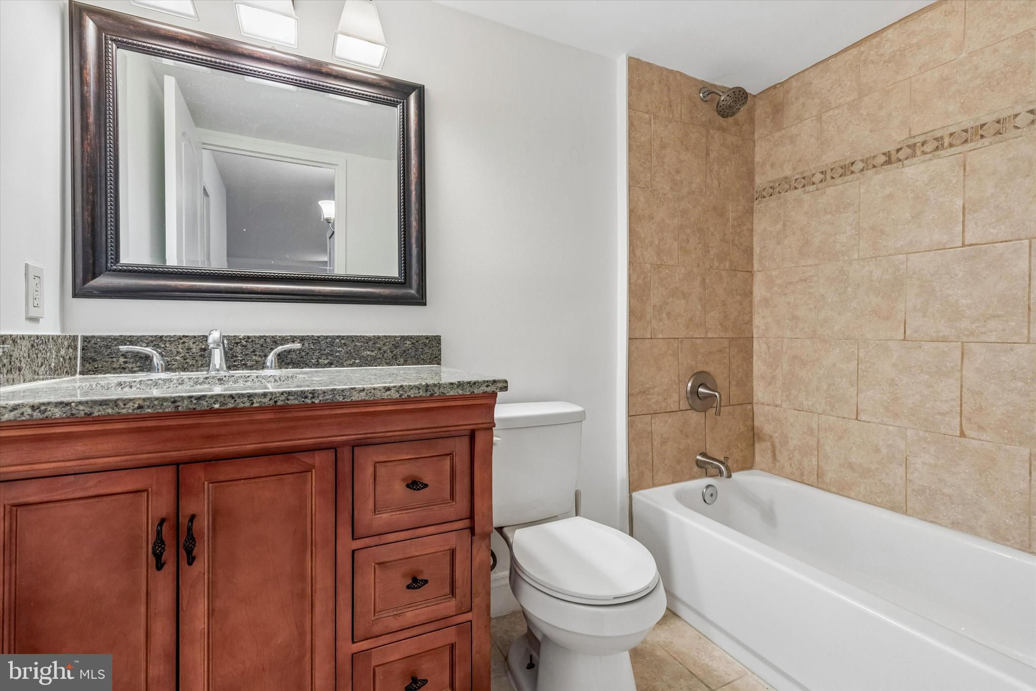 PLYMOUTH HILLS - Residential