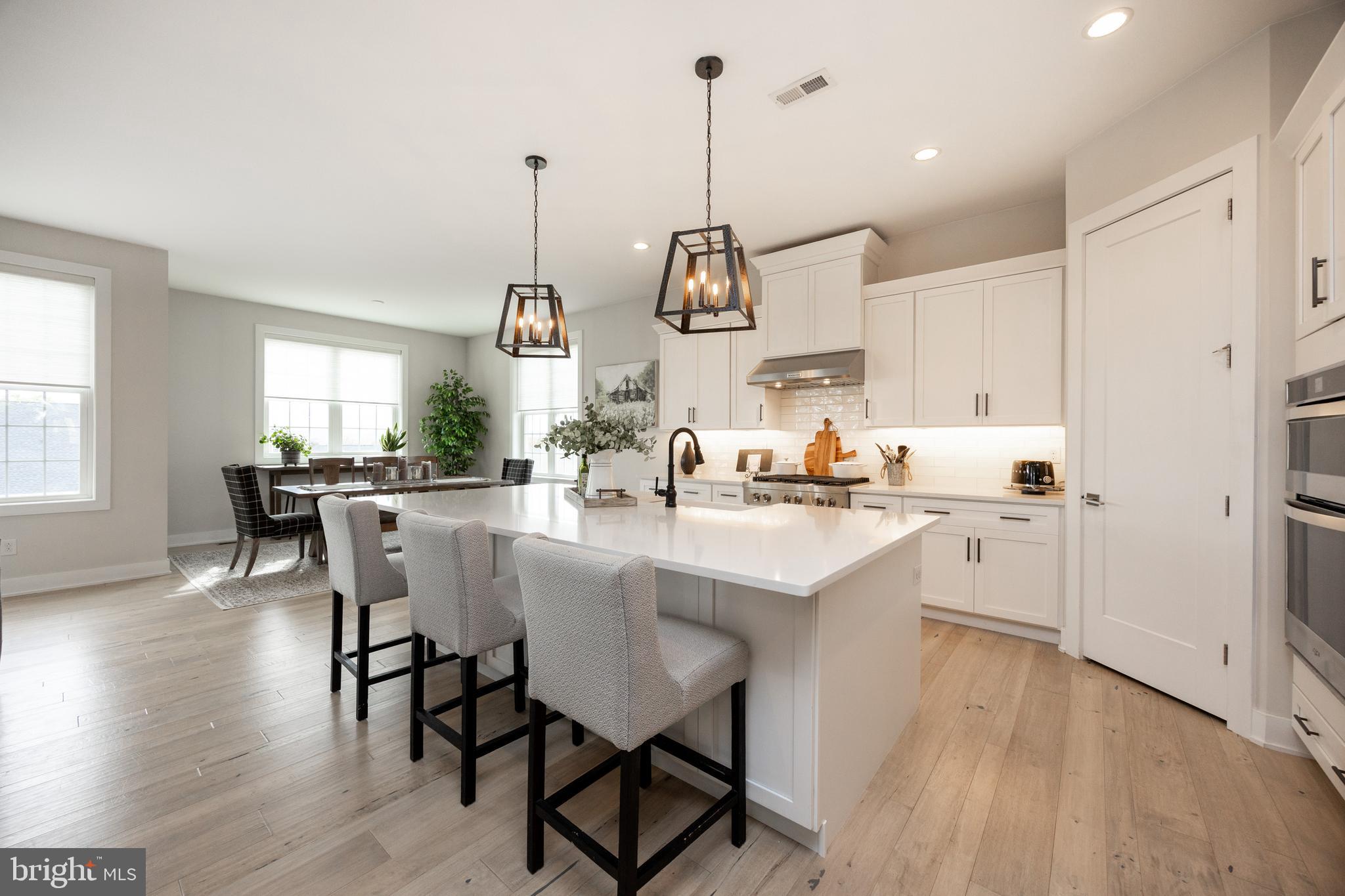 REGENCY AT KIMBER GL - Residential