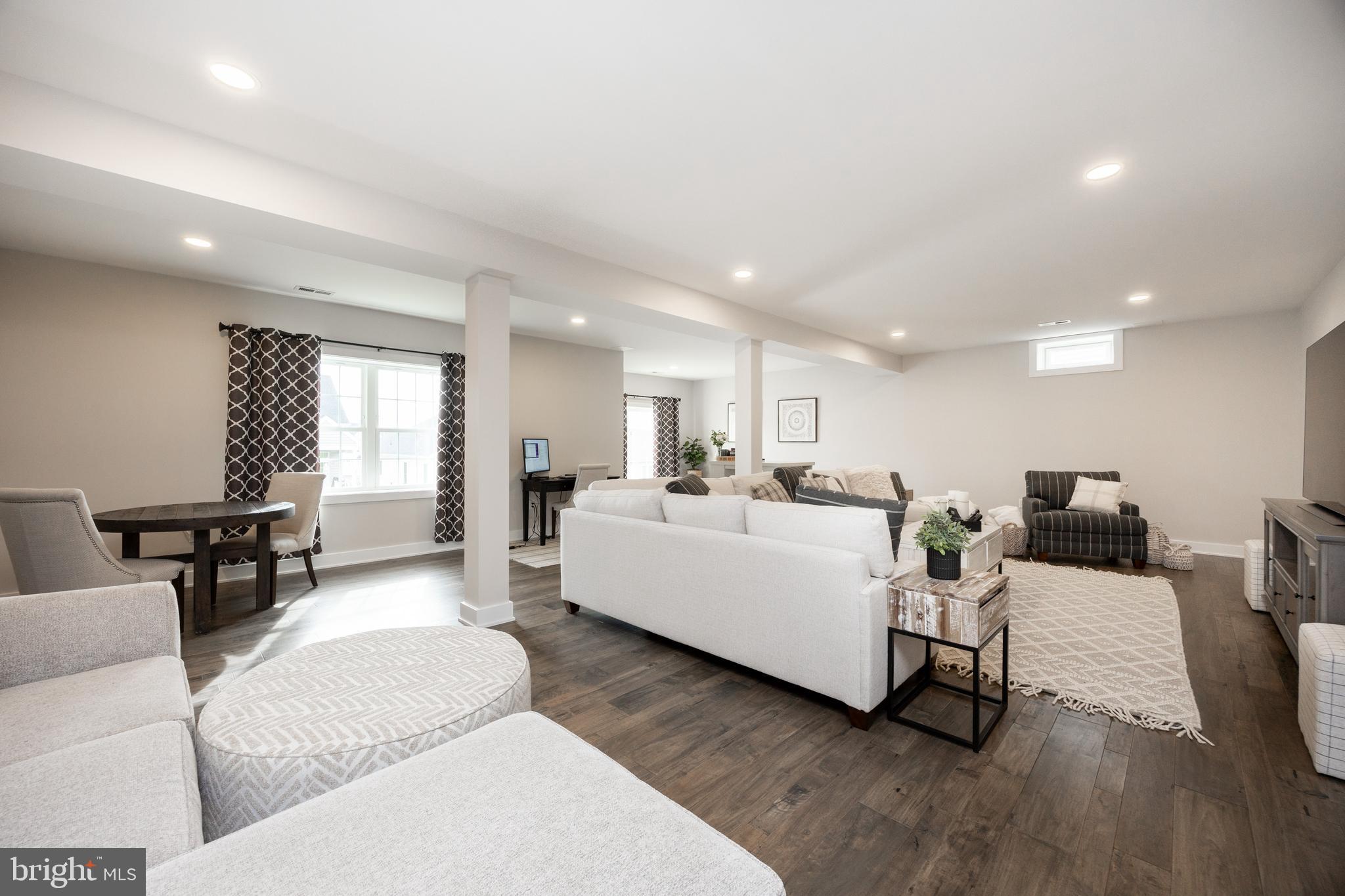 REGENCY AT KIMBER GL - Residential