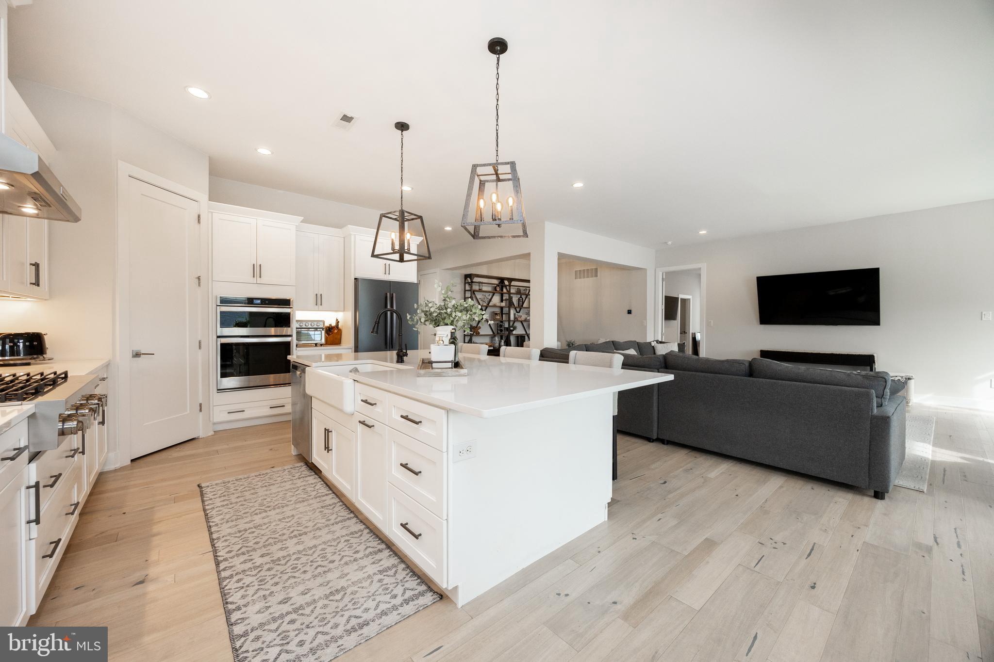 REGENCY AT KIMBER GL - Residential