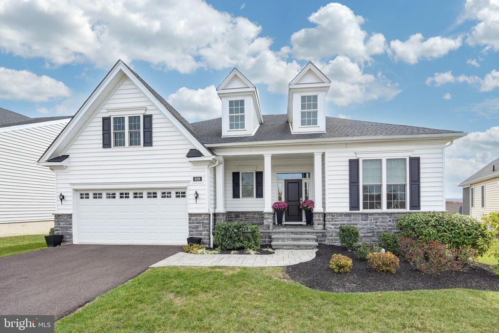 Photo of 609 Metal Street, PHOENIXVILLE, PA 19460 (MLS # PACT2112438)