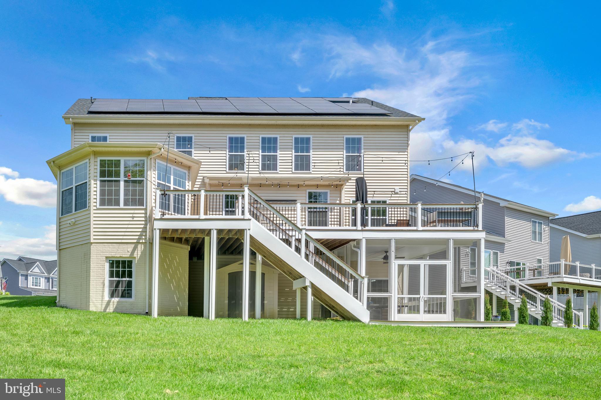 LAUREL RIDGE - Residential