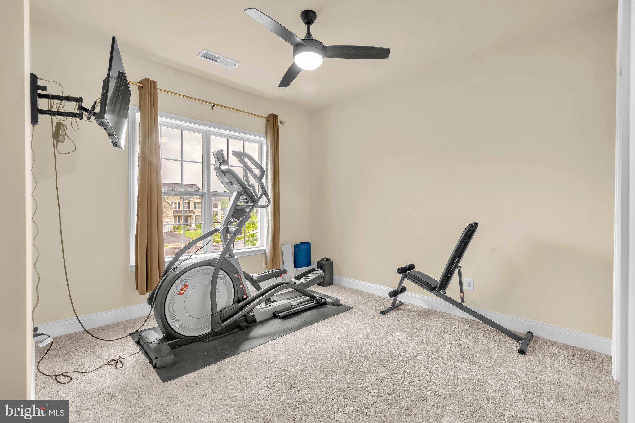 LAUREL RIDGE - Residential