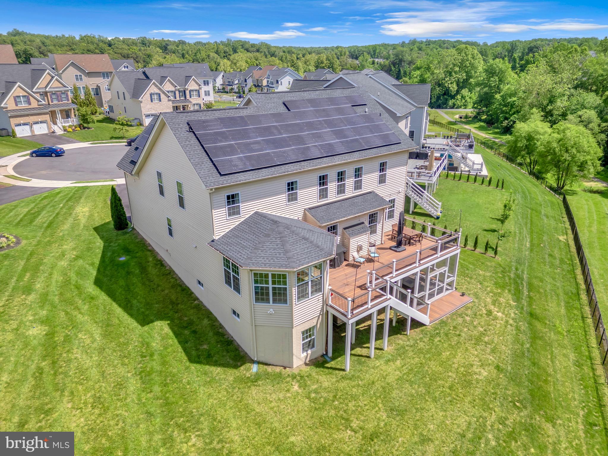 LAUREL RIDGE - Residential