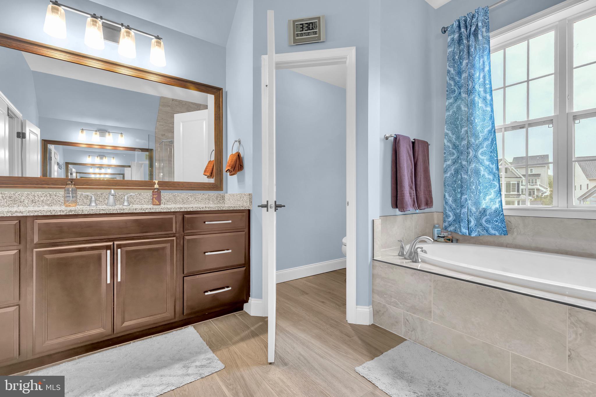 LAUREL RIDGE - Residential