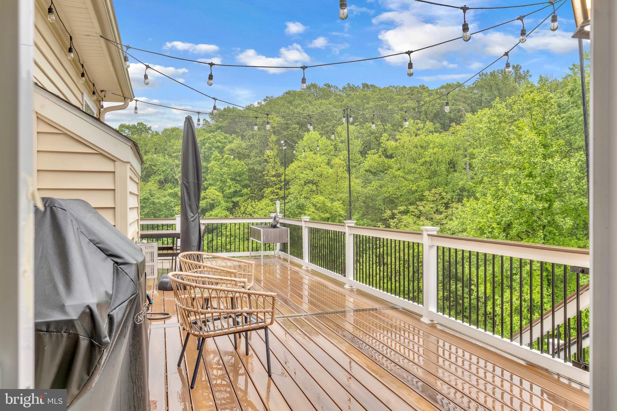 LAUREL RIDGE - Residential