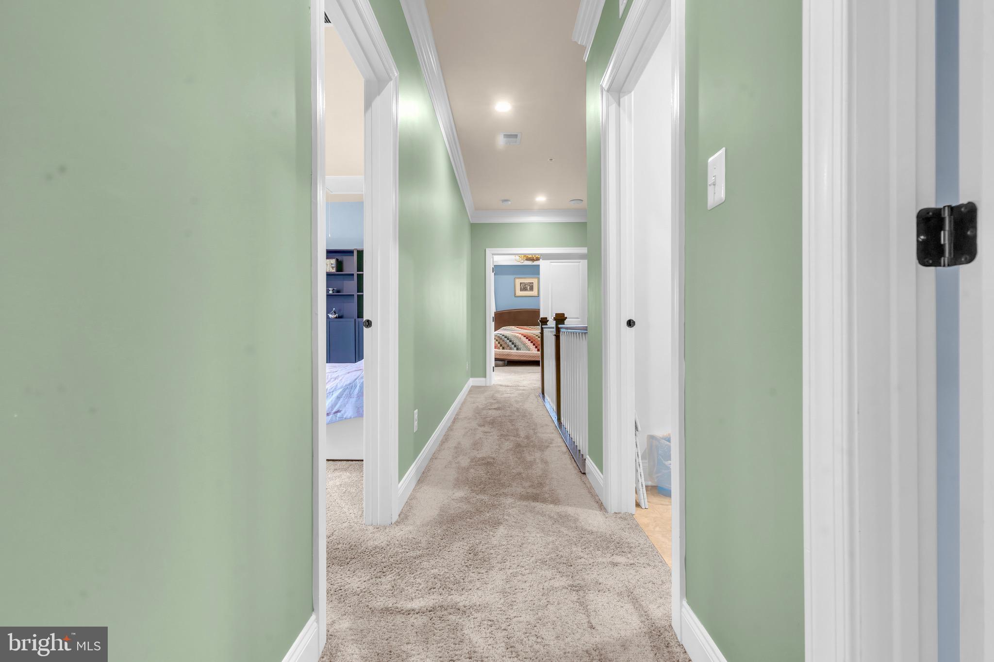 LAUREL RIDGE - Residential