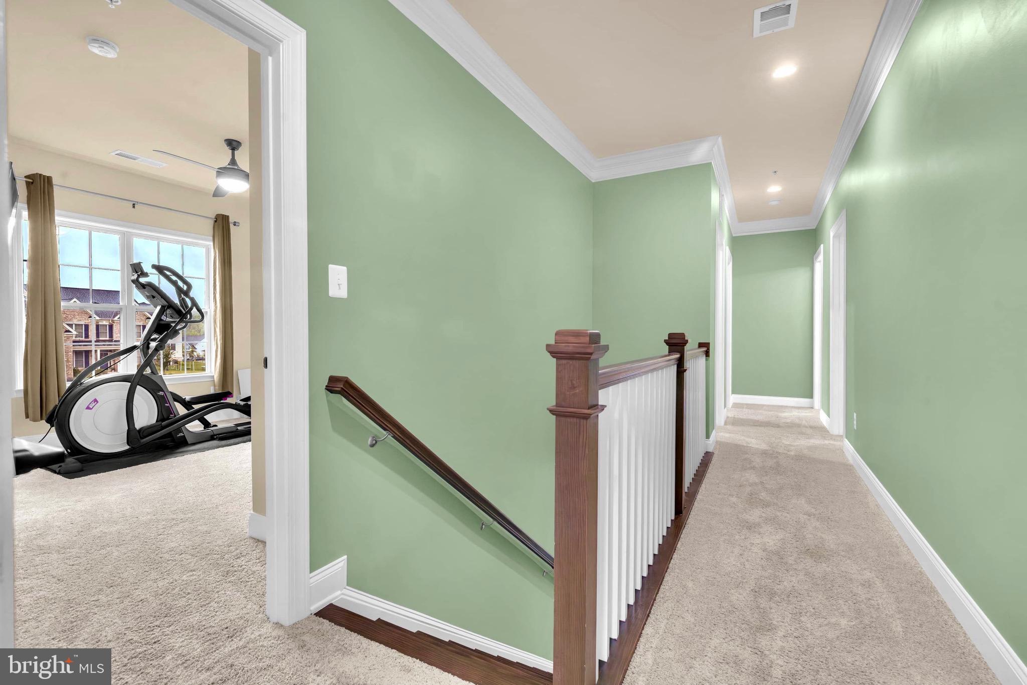 LAUREL RIDGE - Residential