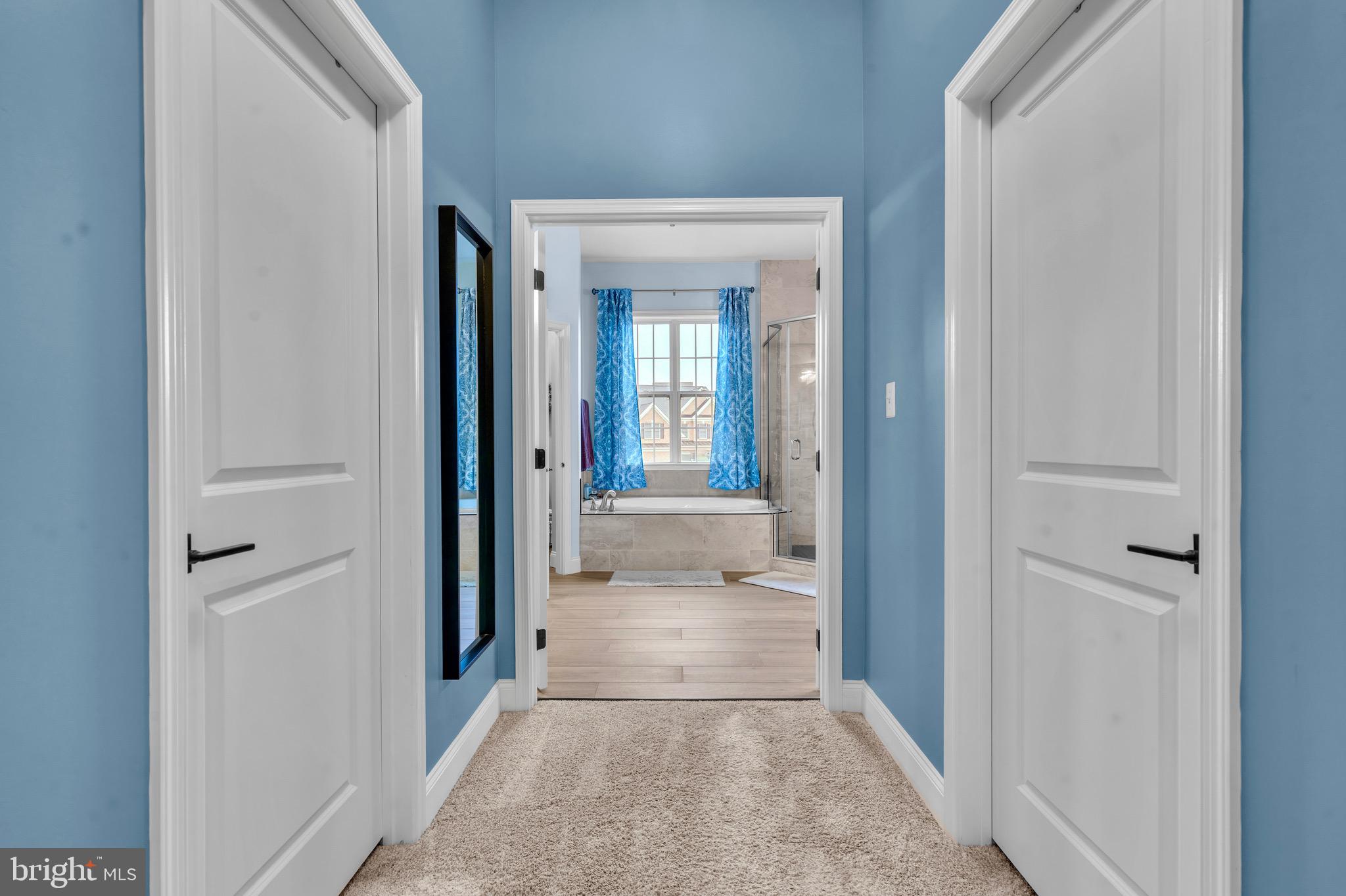 LAUREL RIDGE - Residential