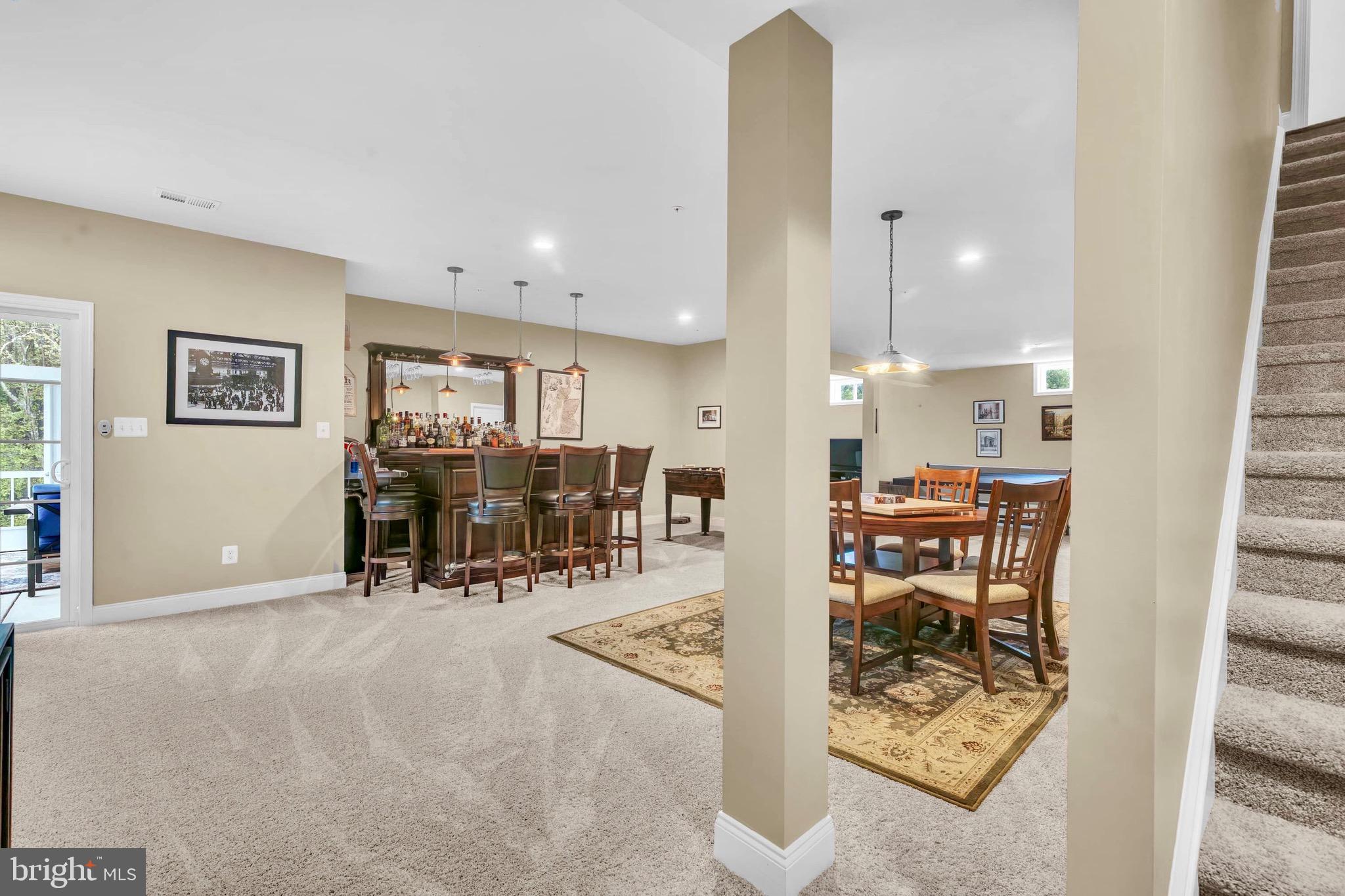 LAUREL RIDGE - Residential