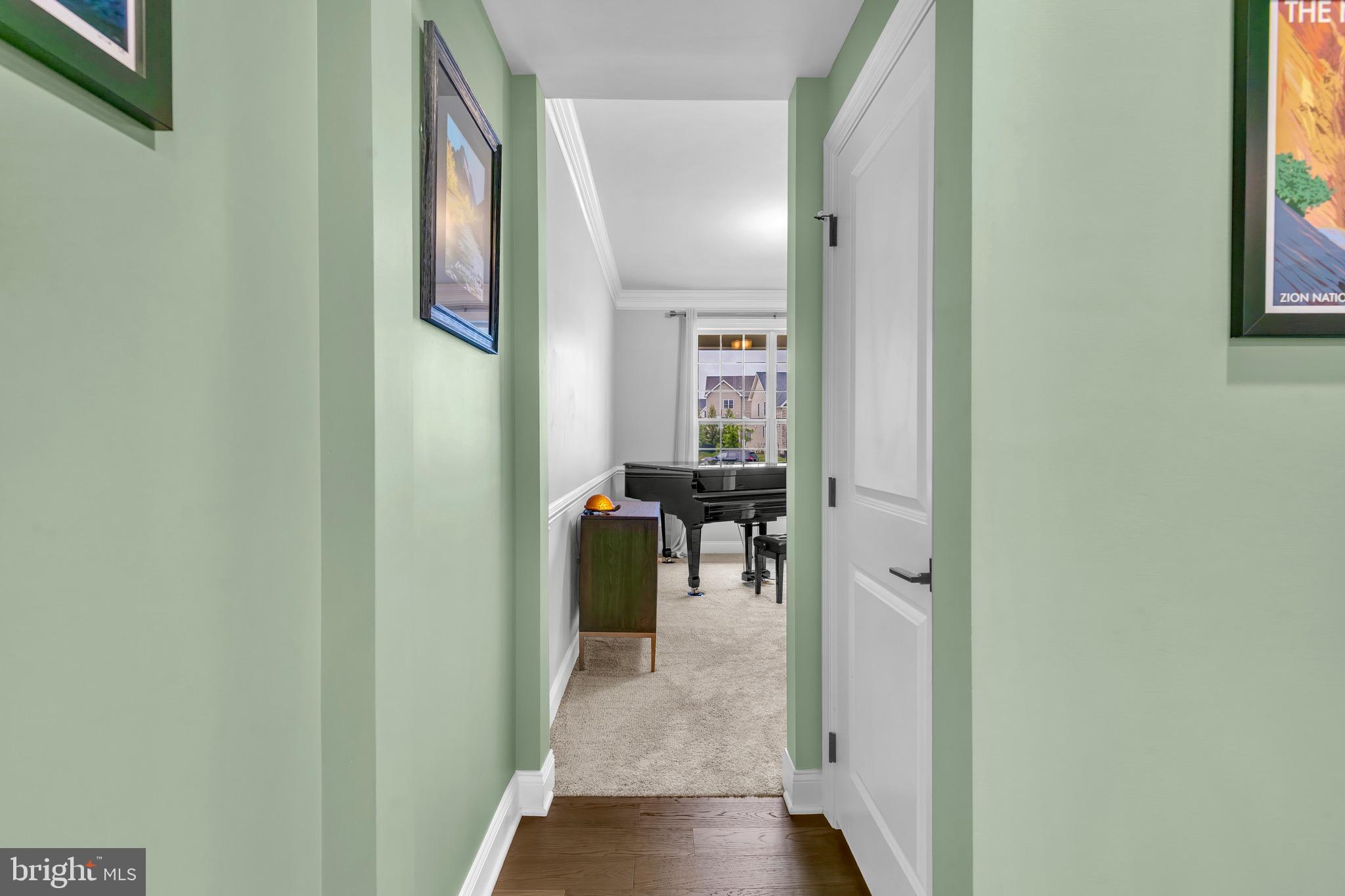 LAUREL RIDGE - Residential