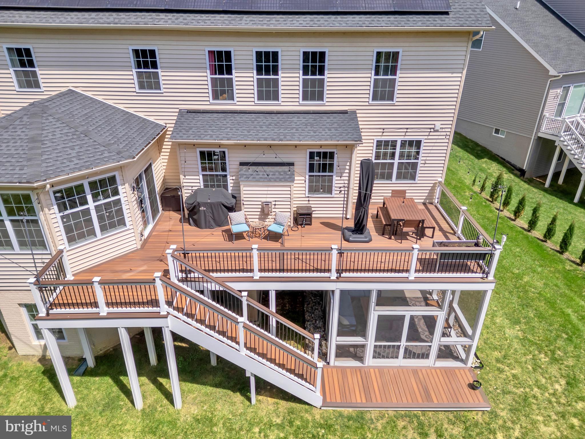 LAUREL RIDGE - Residential